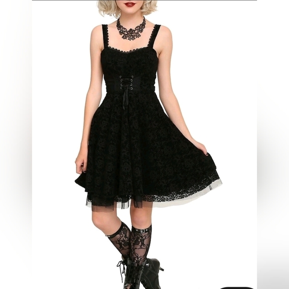 Hot Topic Dresses & Skirts - Hot Topic Nightmare Before Christmas Black Velvet Lace-Up Mini Dress Sz 14 (6581